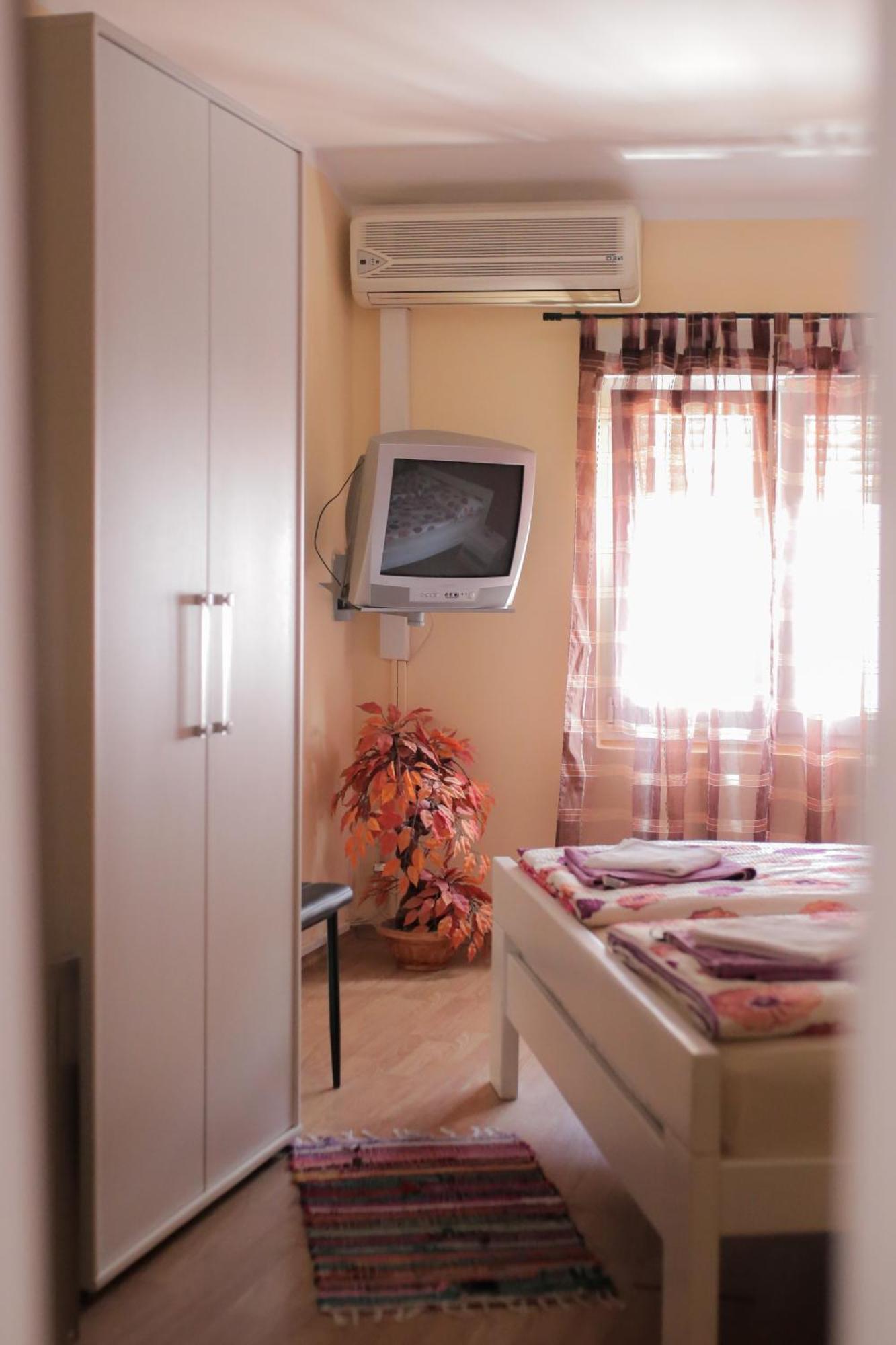 Pansion Palace Mostar Chambre photo