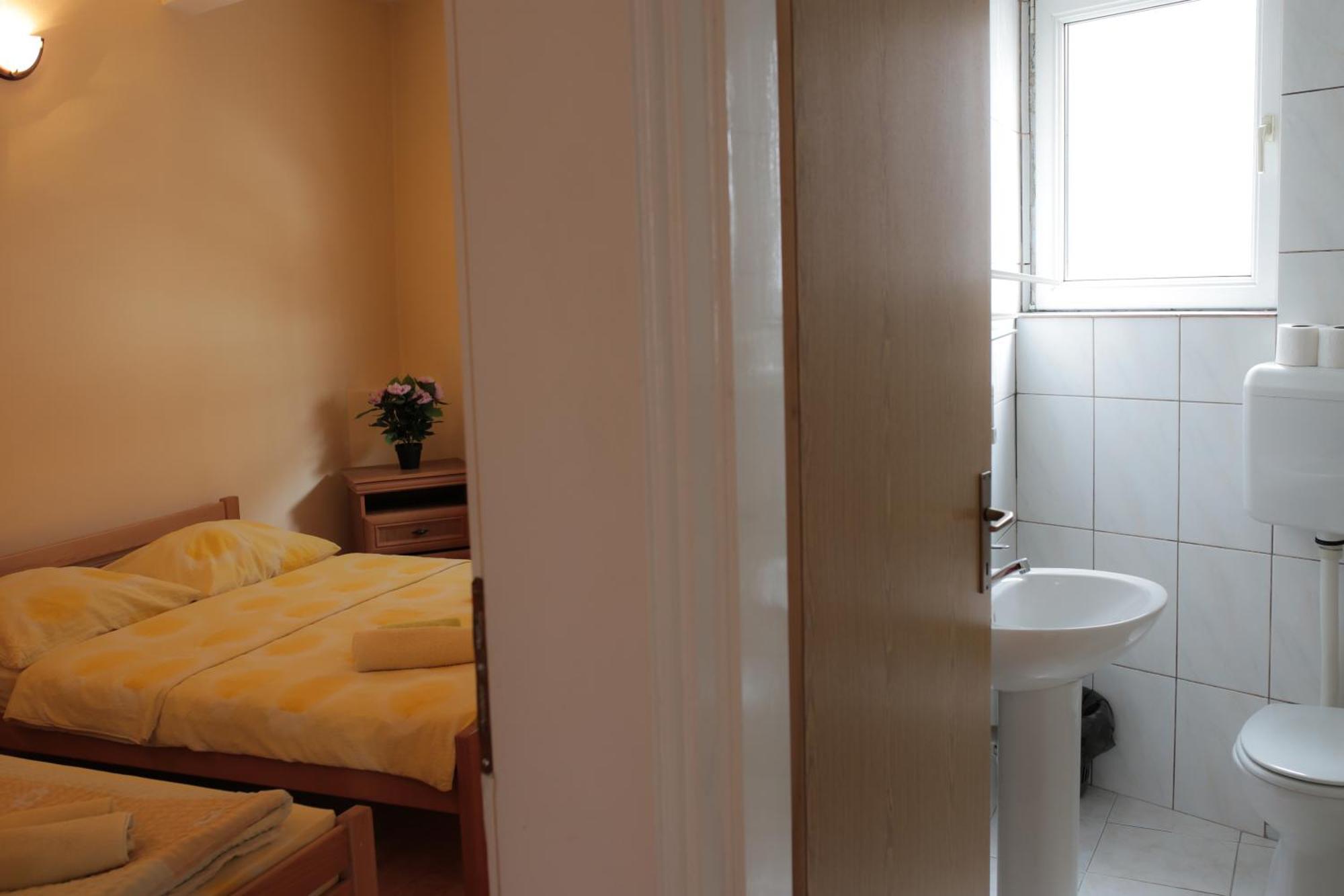 Pansion Palace Mostar Chambre photo